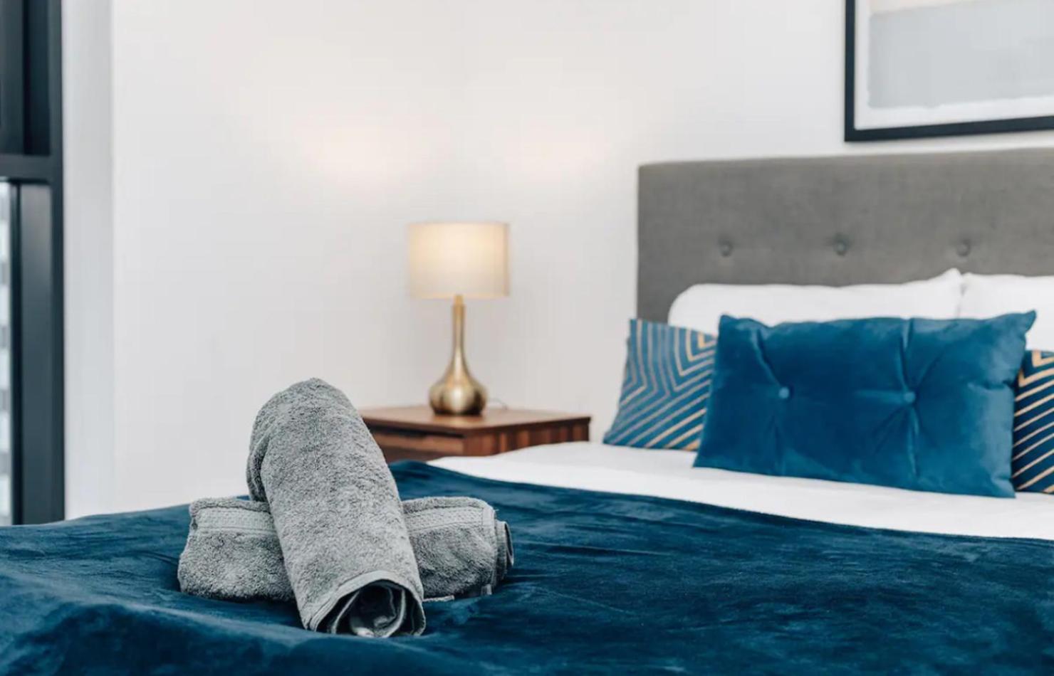 Luxury 2 Bedroom Apartment, Broad Street Birmingham Eksteriør billede